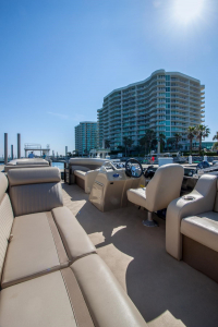 Caribe Marina pontoon boat rental